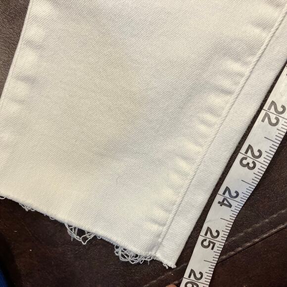 Lucky Brand Women's Straight Leg Jeans - Cream - Picture 8 of 14